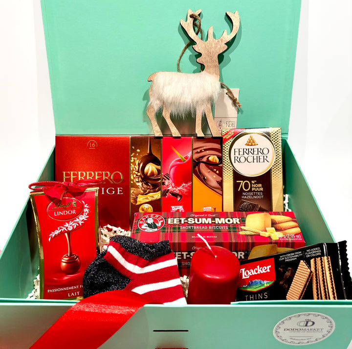 Holiday-Cheer-Hamper-in-box-opened-DodoMarket-delivery-Mauritius