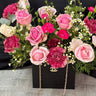 Bouquet de Fleurs Mélangées Importées dans un Sac