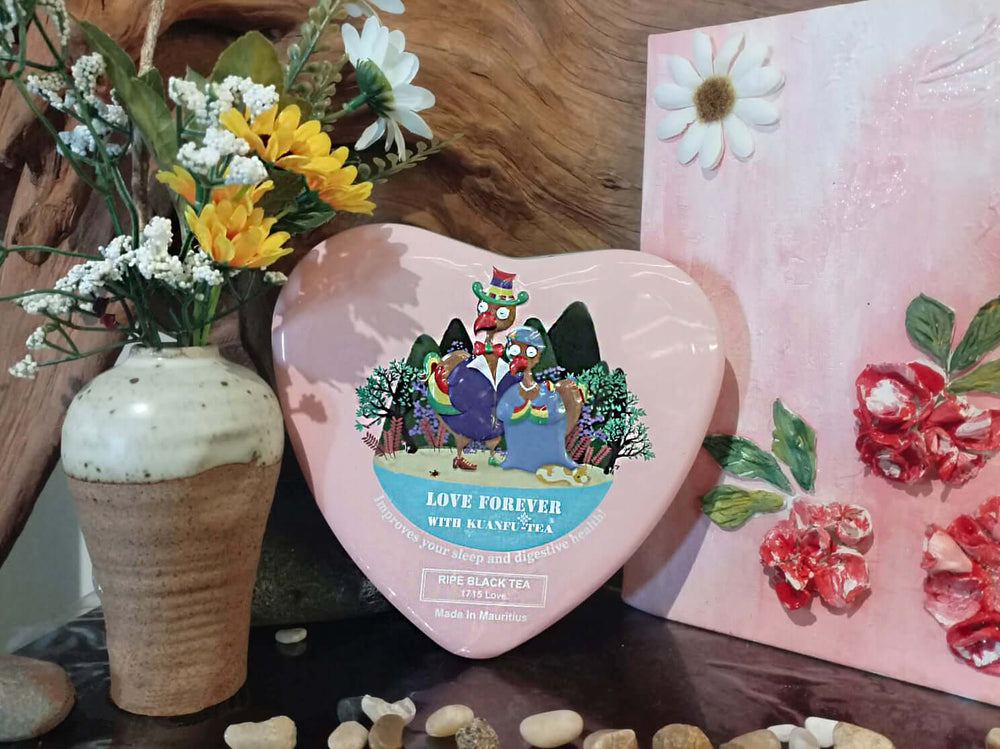 Kuanfu-Love-black-tea-heart-gift-box-DodoMarket-delivery-Mauritius