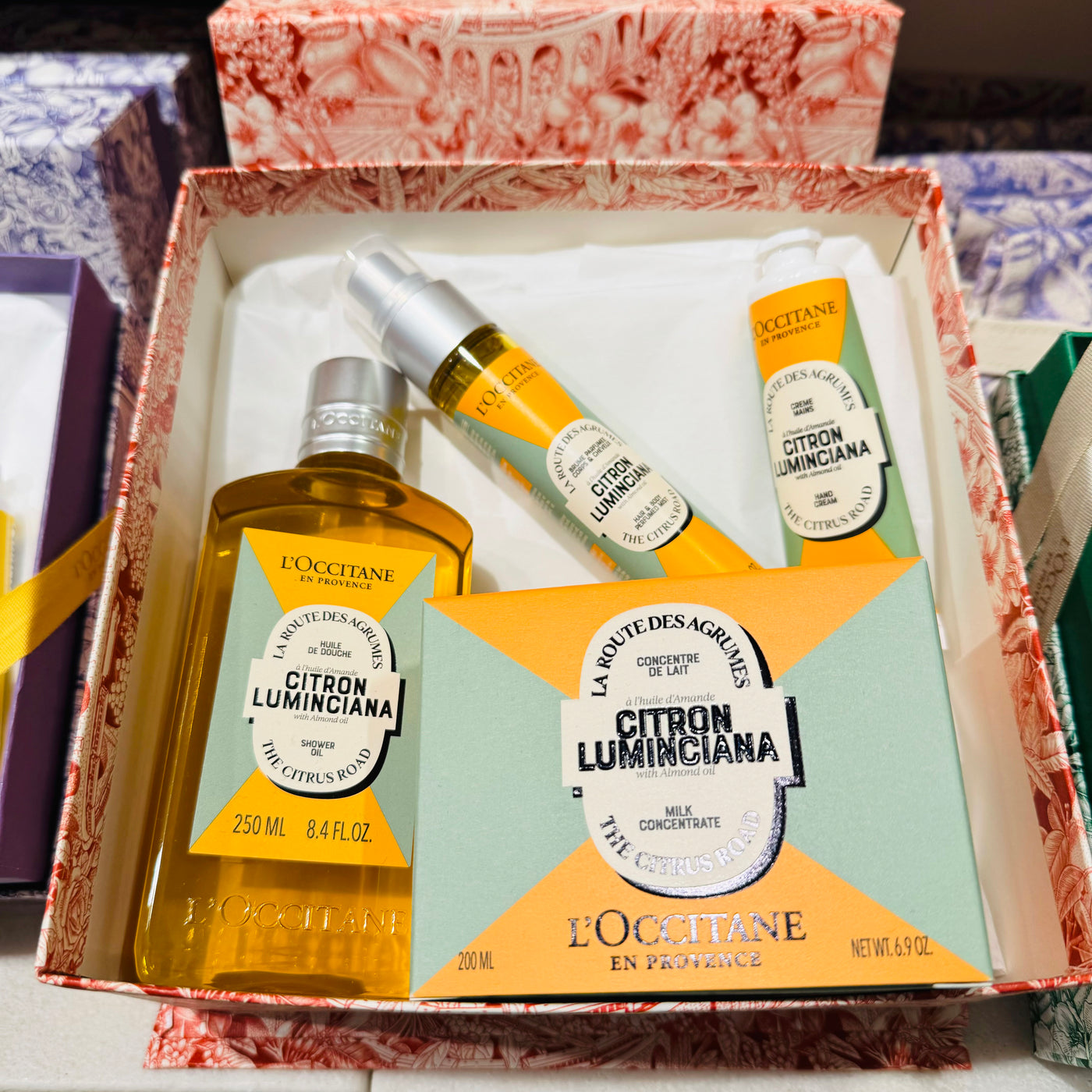 L_Occitane-Almond-Citron-Luminciana-Deluxe-set-DodoMarket-delivery-Mauritius