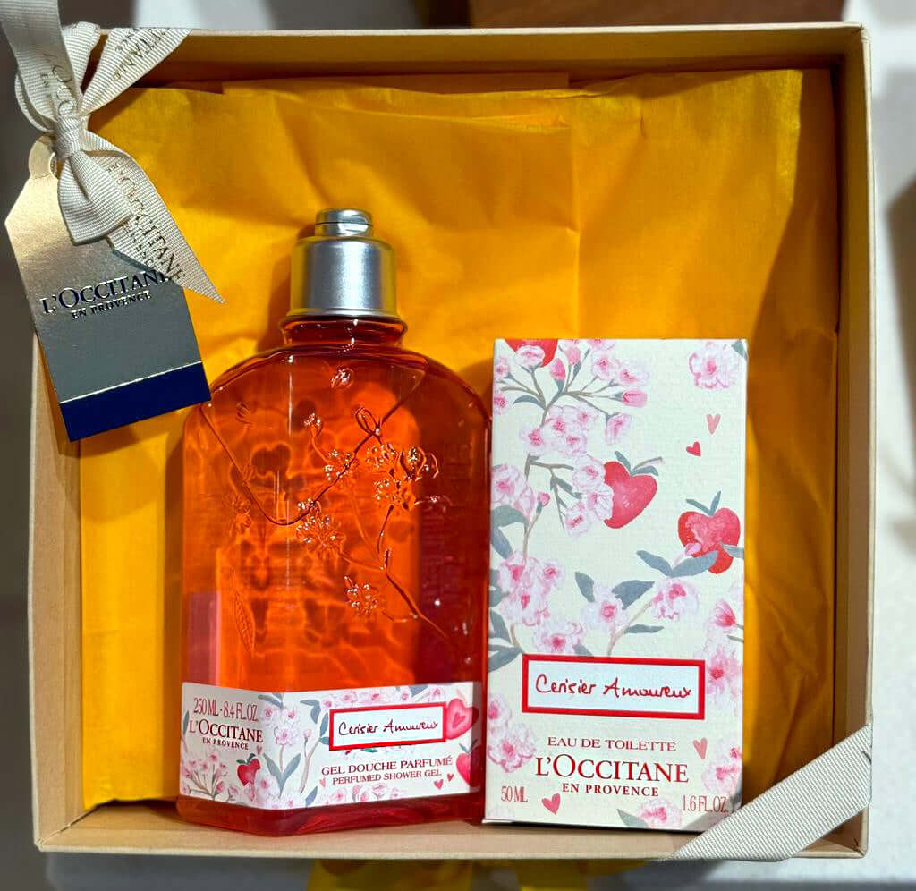 L_Occitane-Cherry-Amoureux-Essential-set-Dodomarket-delivery-Mauritius