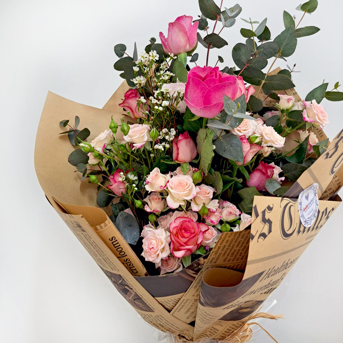 Light-Roses-Mixed-Flower-Bouquet-M-DodoMarket-delivery-Mauritius