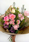 Bouquet de Roses Mélangées de Tons Clairs