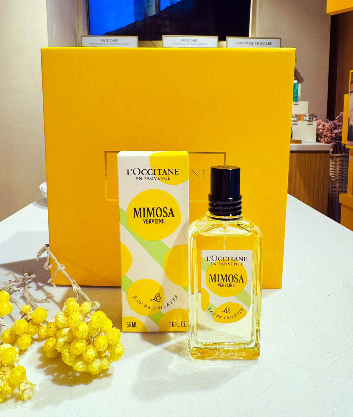 L'Occitane Mimosa Verveine Gift Set | Delivery in Mauritius