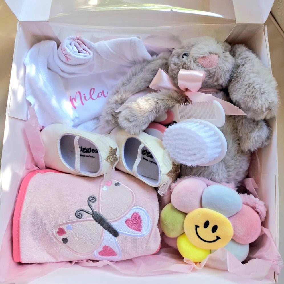 Lux-Smile-Box-Personalized-pink-closer-DodoMarket-delivery-Mauritius