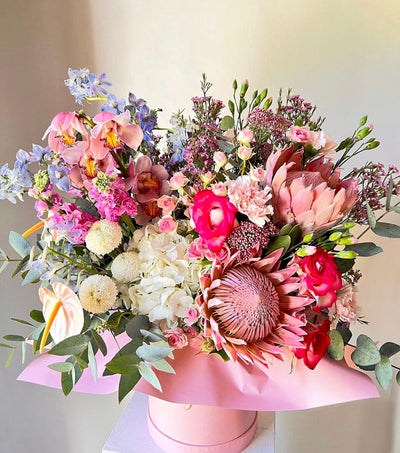 Luxury-Flower-Mix-in-Box-Super-Large-DodoMarket-delivery-Mauritius