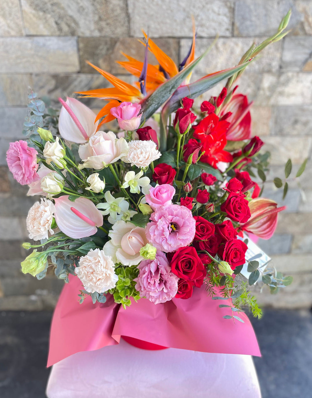 Luxury-Love-Flower-Arrangement-Super-Large-DodoMarket-delivery-Mauritius