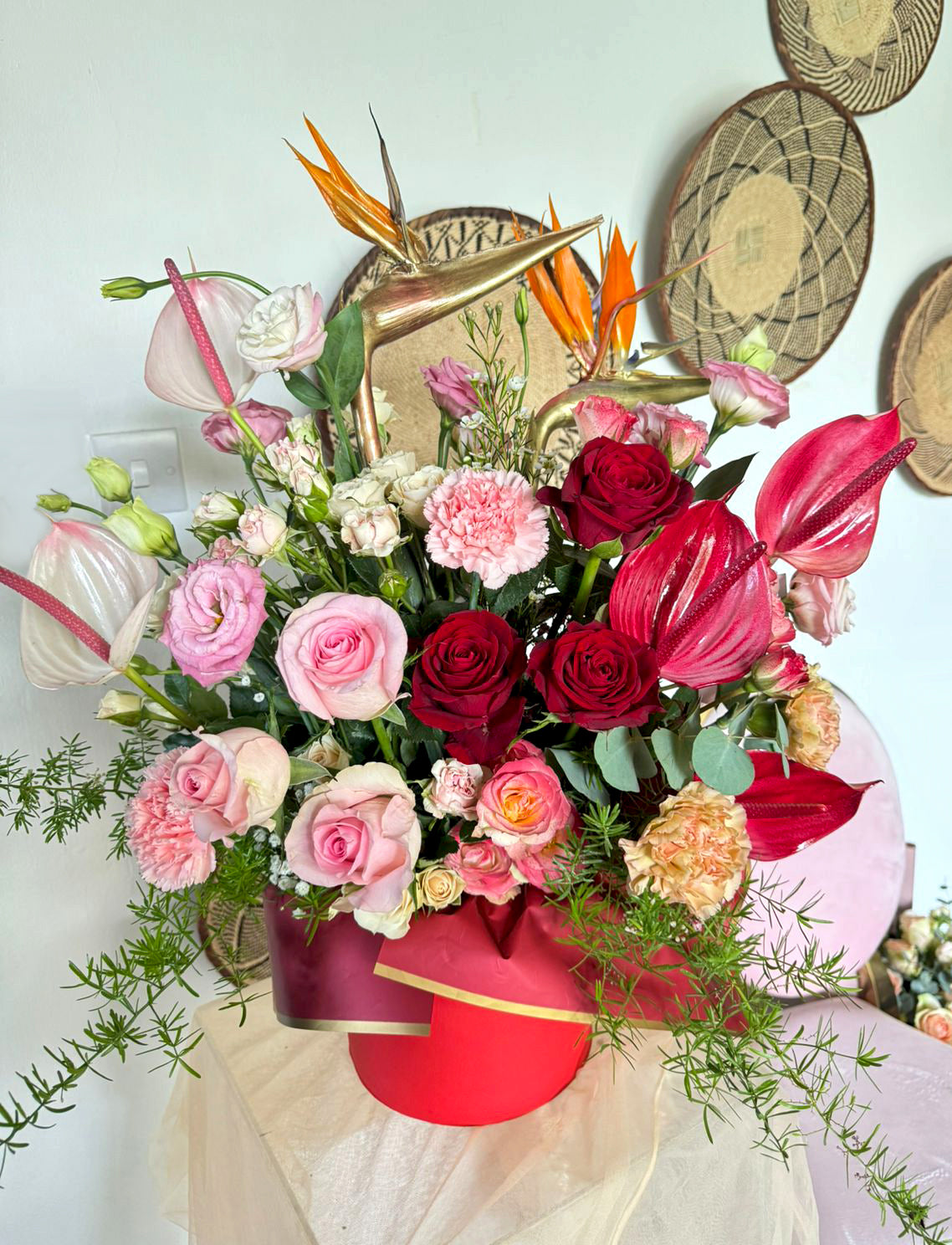 Luxury-Love-Flower-Arrangement-XL-DodoMarket-delivery-Mauritius