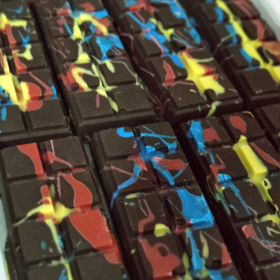 Luxury-Milk-Dubai-Chocolate-closer-DodoMarket-delivery-Mauritius