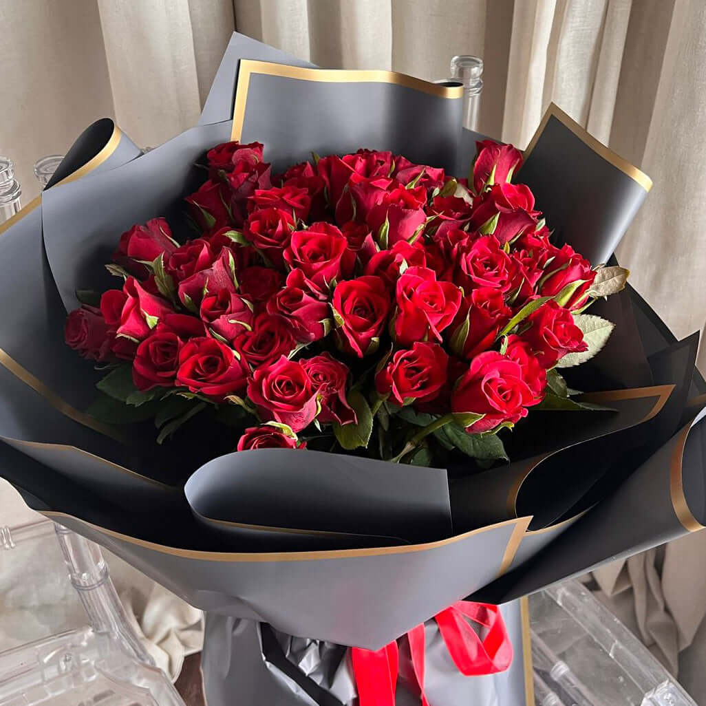 Luxury Red Roses | Exclusive Flowers delivery Mauritius