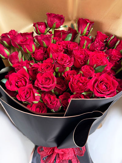 Luxury-Roses-Bouquet-75-DodoMarket-delivery-Mauritius