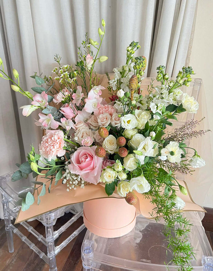 Luxury-of-the-Day-Flower-Arrangement-XLarge-DodoMarket-delivery-Mauritius