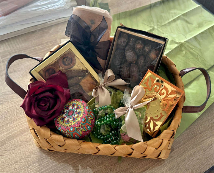 Mabrouk-Gift-Hamper-unwrapped-Dodomarket-delivery-Mauritius