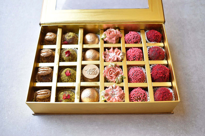 Medjool-Date-Balls-Variety-gift-box-Large-open-Dodomarket-delivery-Mauritius