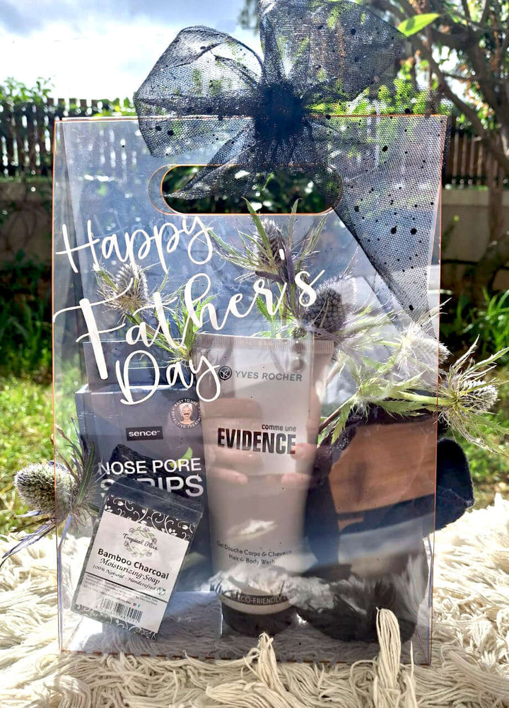 Mens-Beauty-Set-acrylic-bag-Happy-Fathers-Day-outside-DodoMarket-delivery-Mauritius