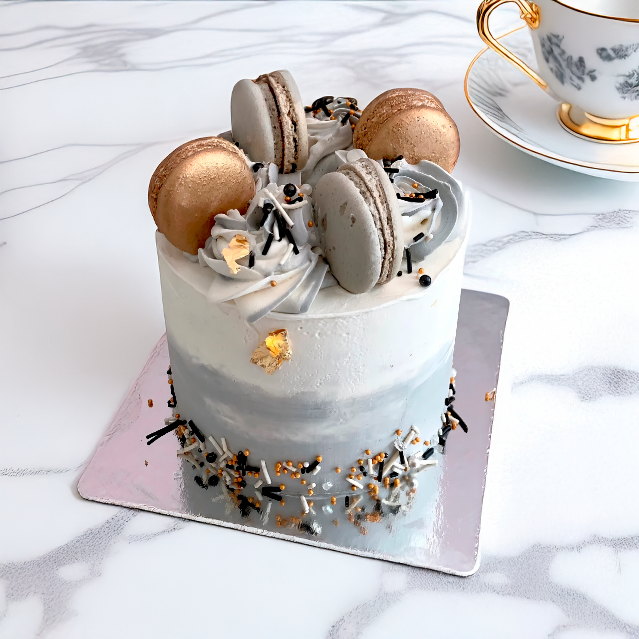 Mini-Cake-with-Macarons-You-and-Me-Silver-Grey-tea-Mens-
Dodomarket-delivery-Mauritius