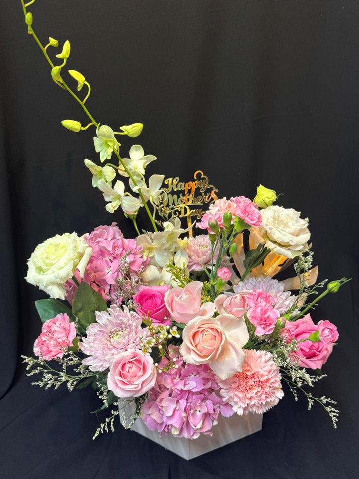 Mixed-Flower-Square-Box-Large-Vibrant-Touch-DodoMarket-delivery-Mauritius
