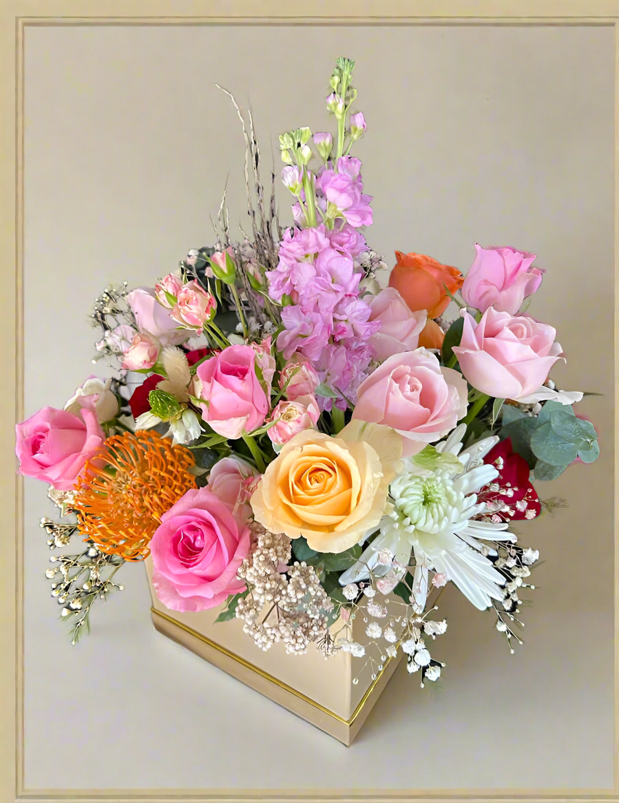 Mixed-Flower-Square-Craft-Box-Extra-Large-Vibrant-Touch-DodoMarket-delivery-Mauritius-Eid-Eastergift
