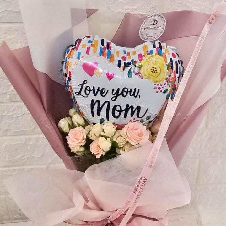 Moms-heart-fresh-bouquet-closer-DodoMarket-delivery-Mauritius