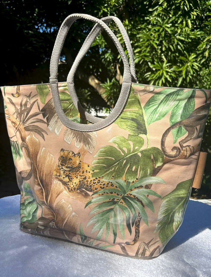 Moo-Bags-Small-Beach-Bag-Jungle-Animals-DodoMarket-delivery-Mauritius