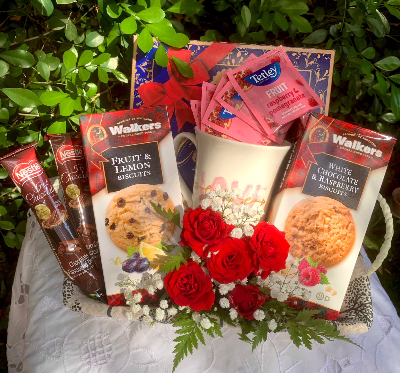Mothers-Hamper-Time-for-tea-Mum-DodoMarket-delivery-Mauritius