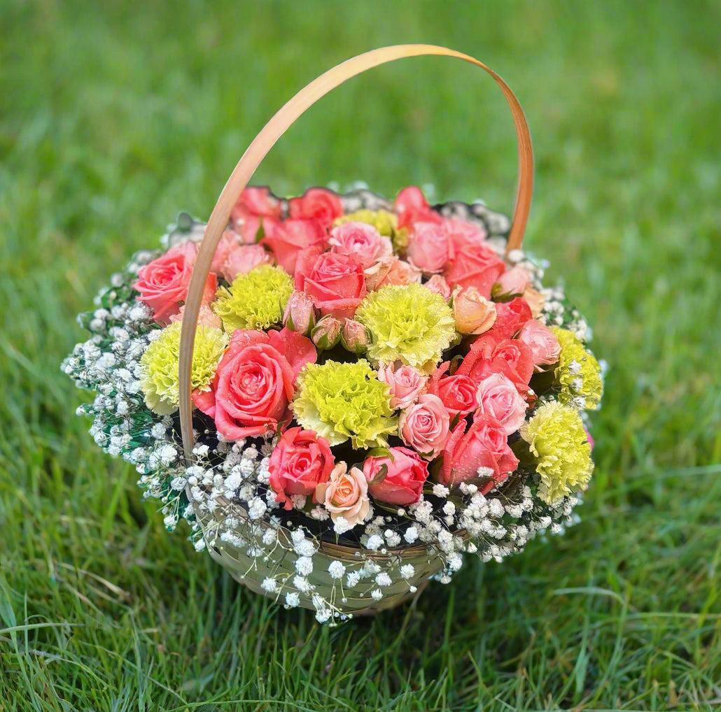 Mothers-Mixed-flowers-basket-sweet-meadow-Large-DodoMarket-delivery-Mauritius