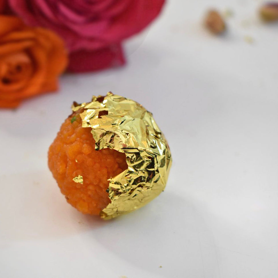 Motichoor-ladoo-Diwali-Gift-Box-DodoMarket-delivery-Mauritius