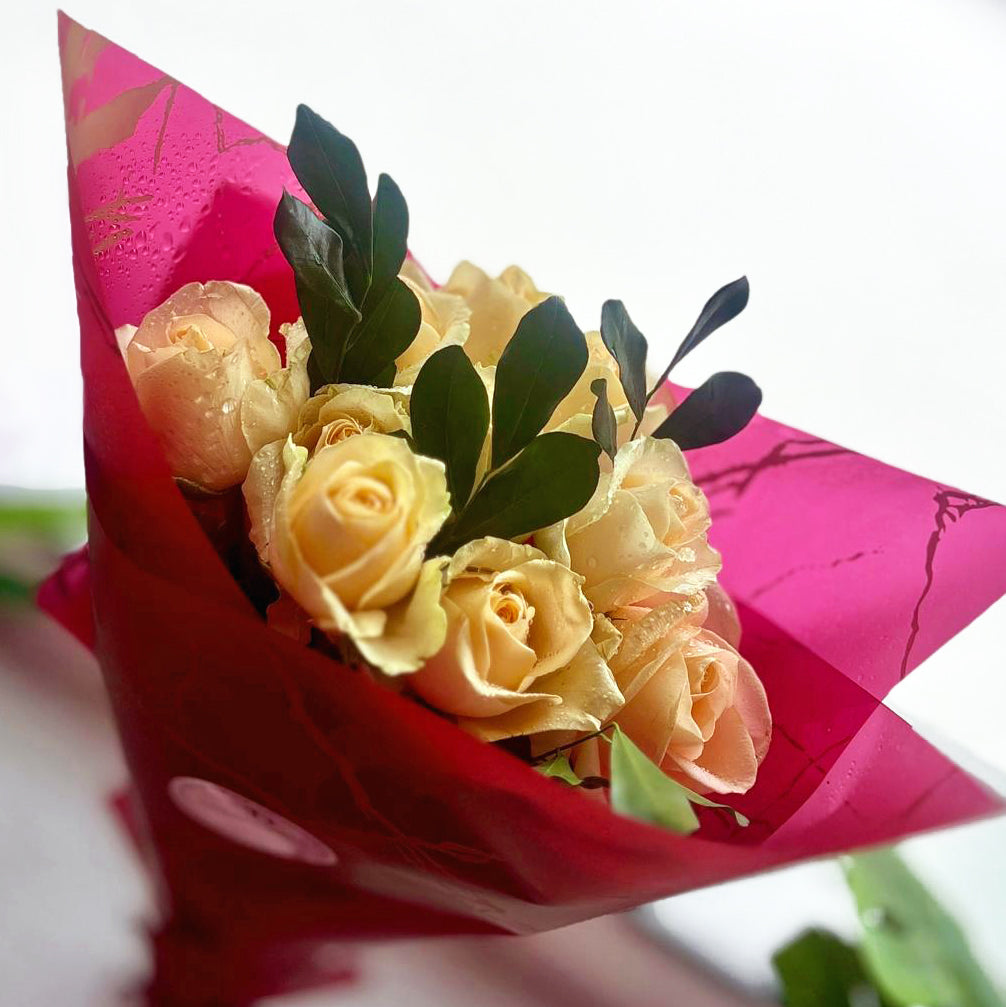 Passionement-10-Cream-Roses-DodoMarket-delivery-Mauritius