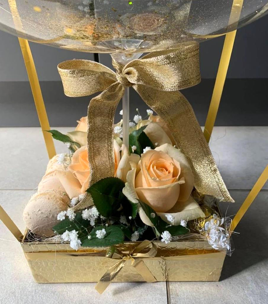 Persinalized-Eid-Box-Flowers-Macarons-Chocos-Beige-DodoMarket-delivery-Mauritius