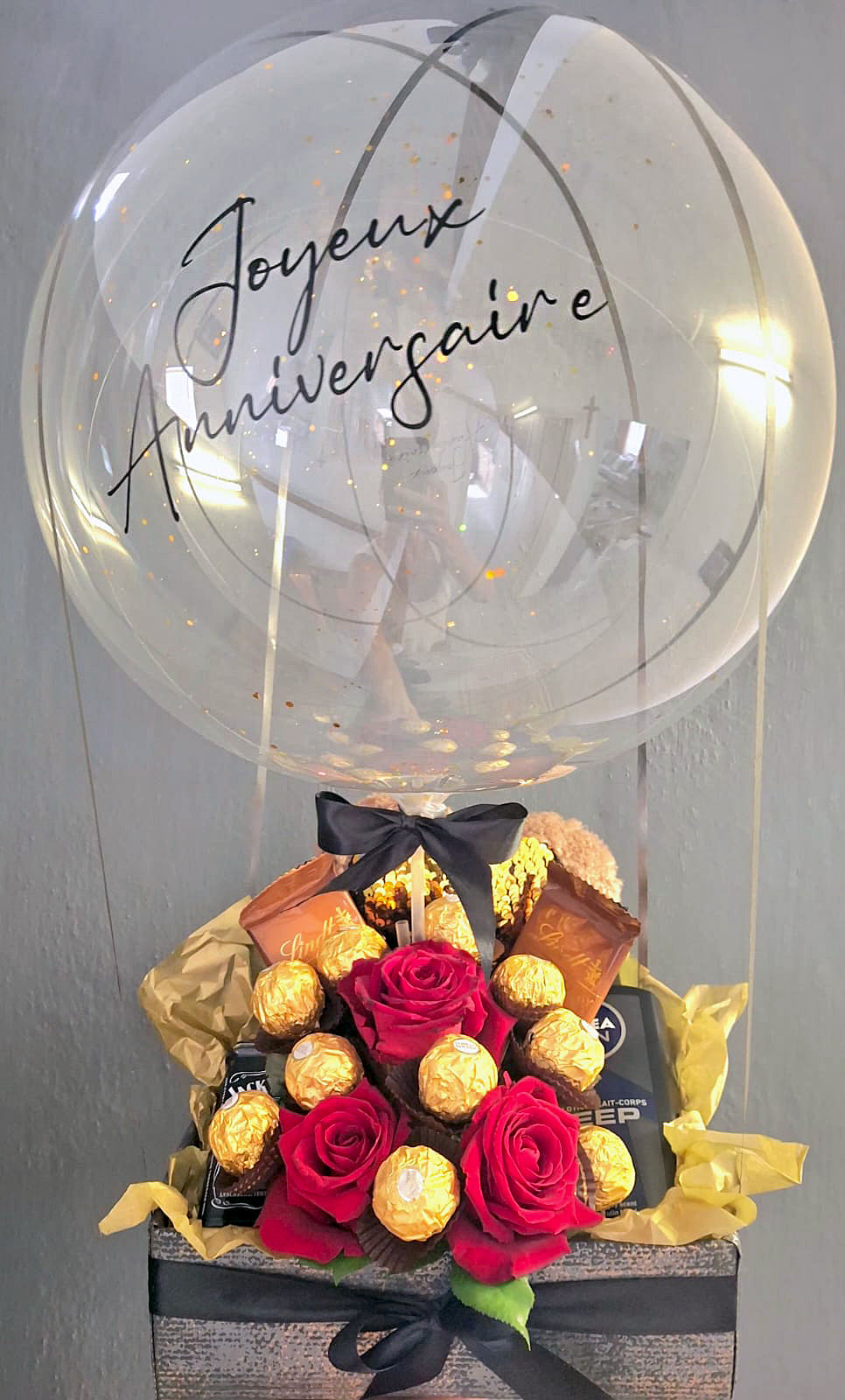 Personalized-Balloon-hamper-for-Men-Deluxe-DodoMarket-de_ivery-Mauritius