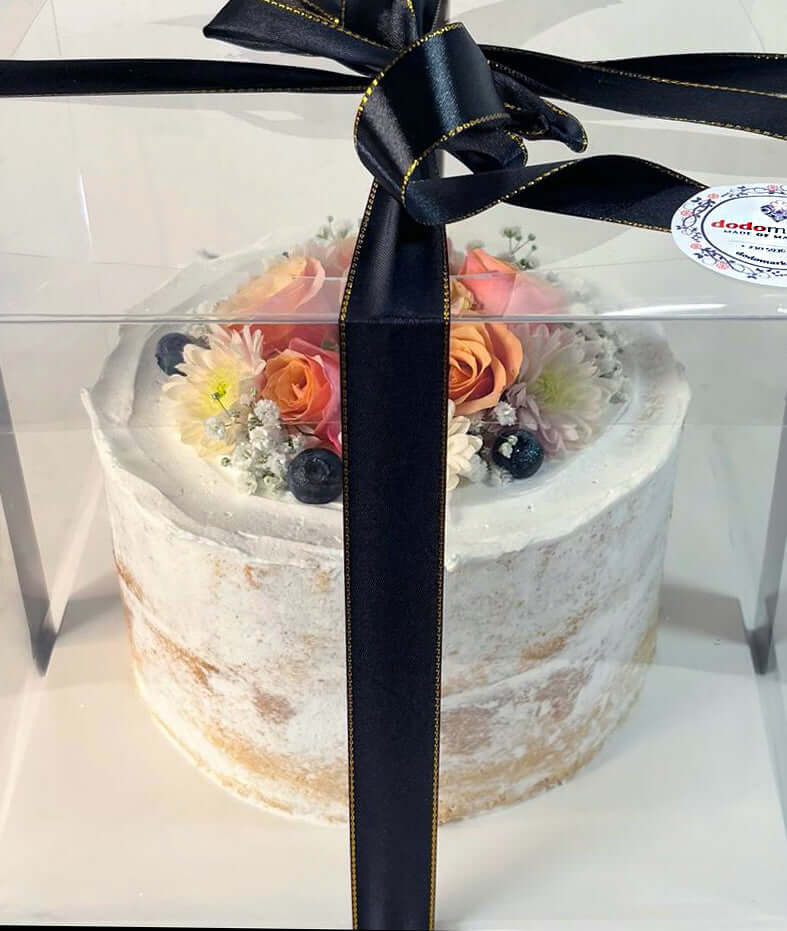 Pointy-Cream-Vanilla-Cake-in-box-DodoMarket-delivery-Mauritius