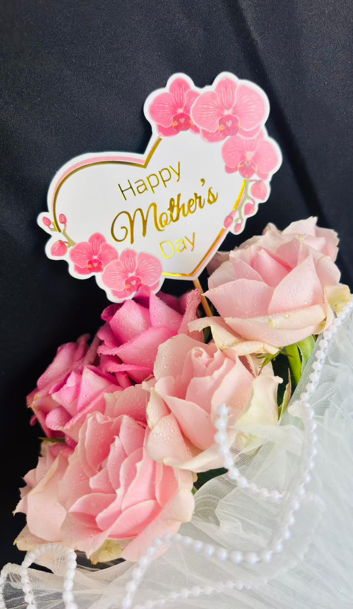 Precious-Pearl-Bouquet-Mothers-Day-closer-DodoMarket-delivery-Mauritius