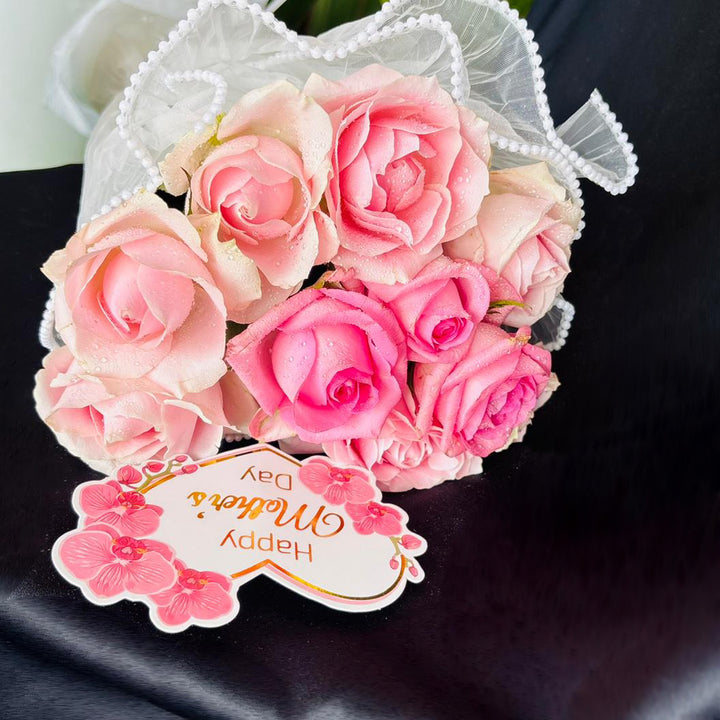 Precious-Pearl-Roses-Bouquet-posed-black-DodoMarket-delivery-Mauritius