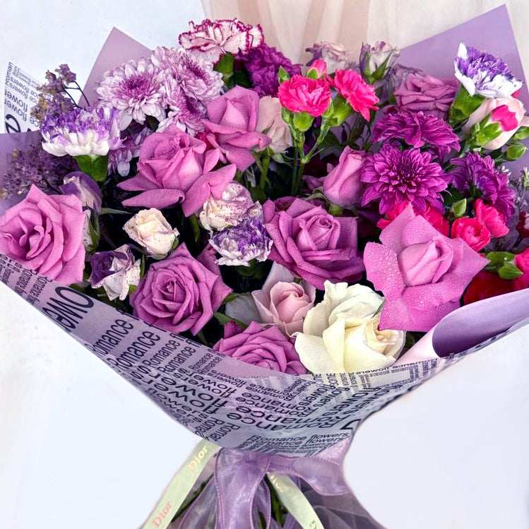 Pretty-Purple-Bouquet-wrapped-Womans-Day-Dodomarket-delivery-Mauritius