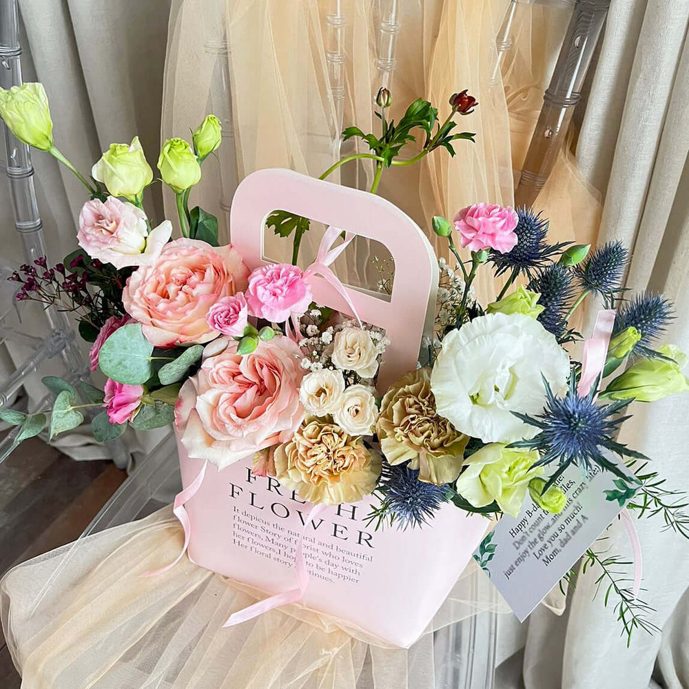 Romantic-flower-Bouquet-in-a-bag-DodoMarket-delivery-Mauritius