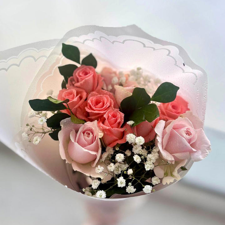 Rose-Elegance-10-Roses-light-DodoMarket-delivery-Mauritius