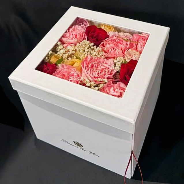 Royal-Box-flowers-and-chocolates-packed-DodoMarket-delivery-Mauritius