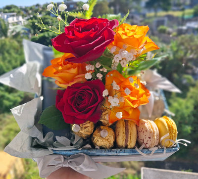 Scented-Indulgence-Hamper-for-him-personalised-DodoMarket-delivery-Mauritius
