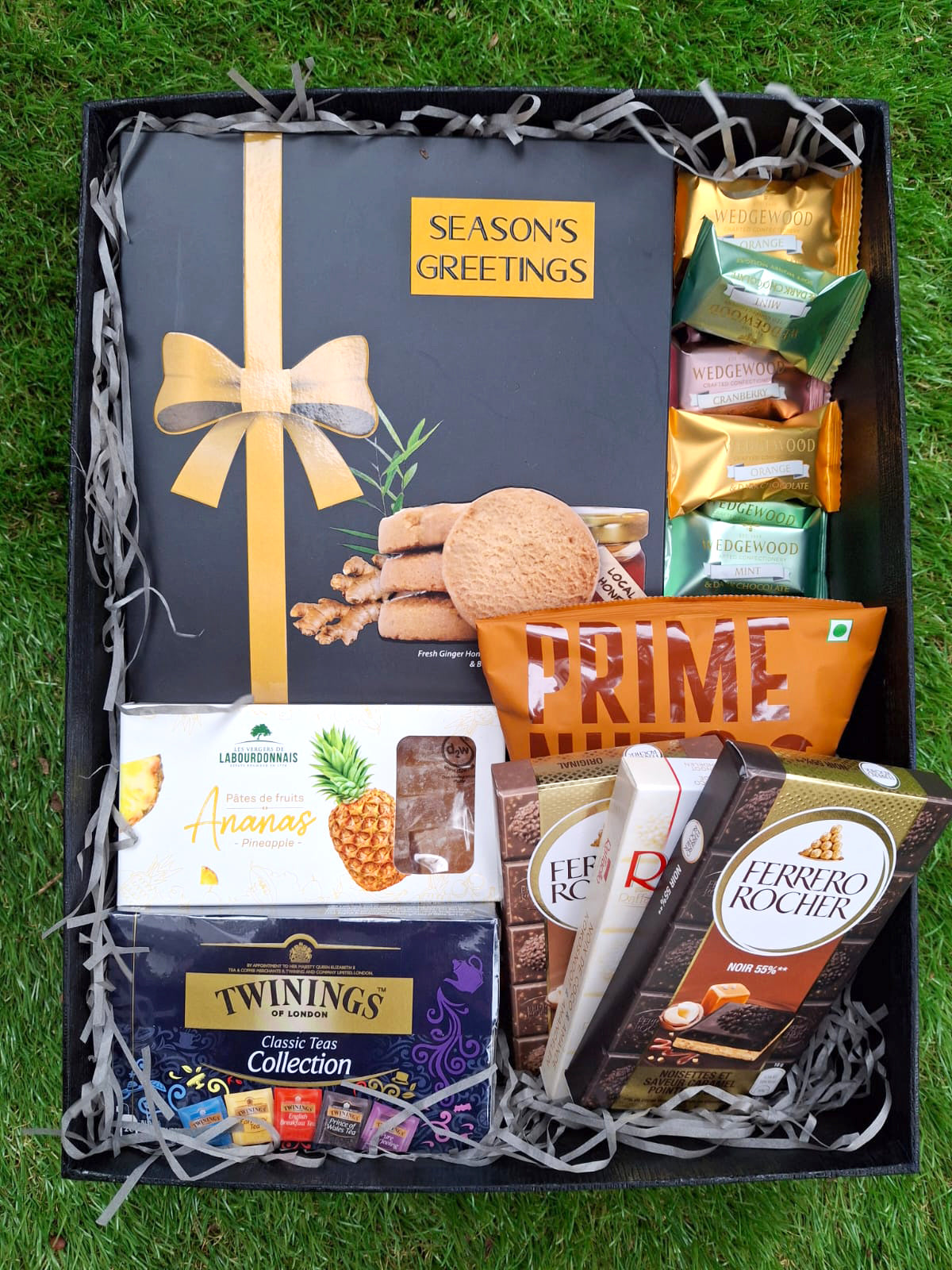 Seasons-Greetings-Business-Deluxe-Hamper-in-box-DodoMarket-delivery-Mauritius