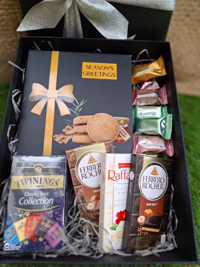 Seasons-Greetings-Business-Hamper-close-DodoMarket-delivery-Mauritius