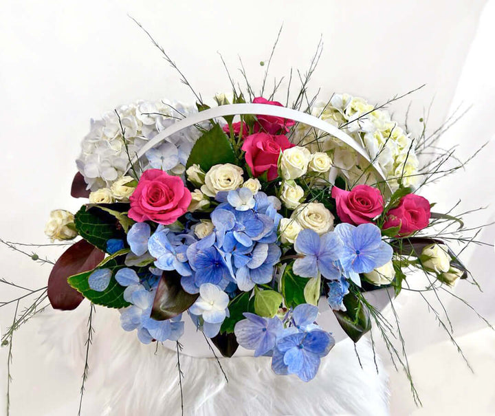 Sounds-of-Spring-flower-composition-top-view-DodoMarket-delivery-Mauritius