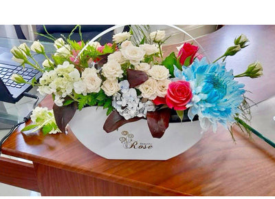 Sounds-of-Spring-flower-in-office-DodoMarket-delivery-Mauritius-Corporate-gift