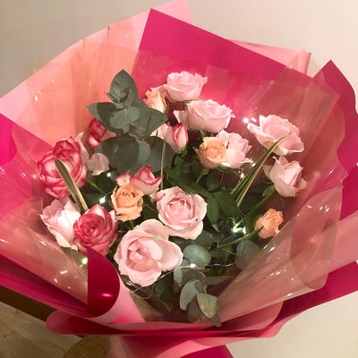 Special-Led-light-Roses-Bouquet-DodoMarket-delivery-Mauritius