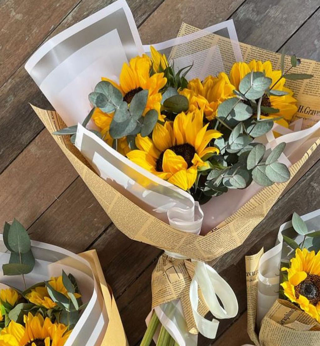 Sunlight-in-Bloom-Sunflower-Bouquet-DodoMarket-delivery-Mauritius