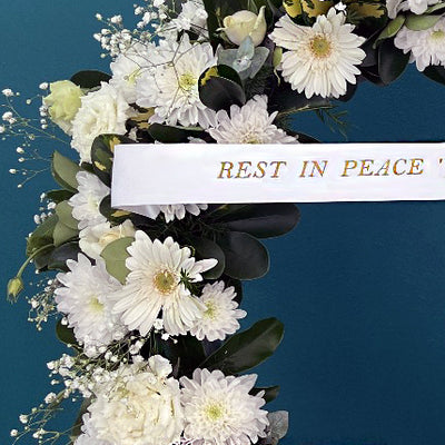 Sympathy-Funeral-fresh-Flower-Crown-customized-ribbon-DodoMarket-Mauritius