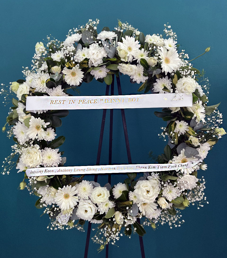 Sympathy-Funeral-fresh-Flower-white-Crown-DodoMarket-Mauritius