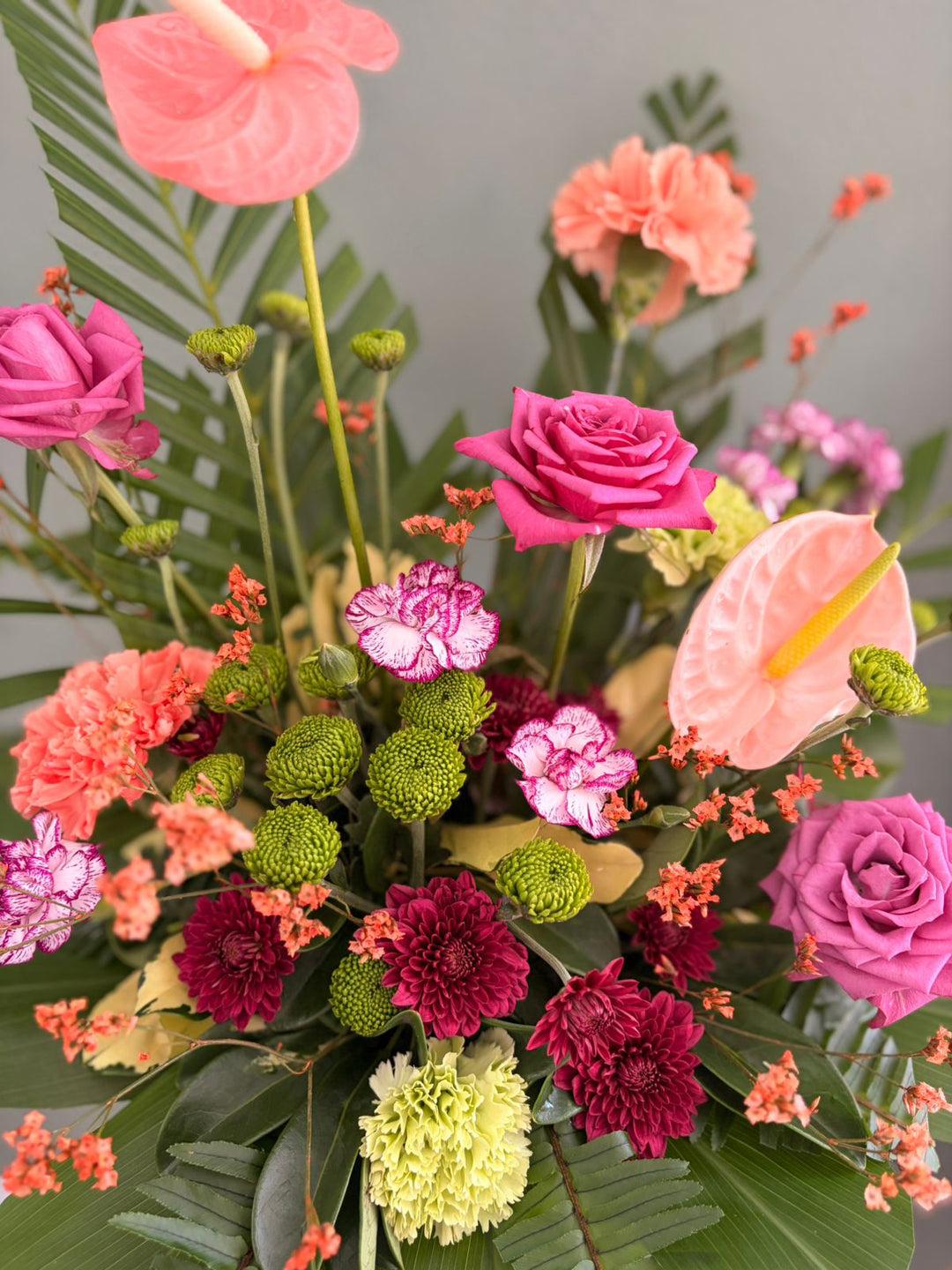 Sympathy-funeral-flowers-bouquet-Twilight-Large-closer-DodoMarket-delivery-Mauritius