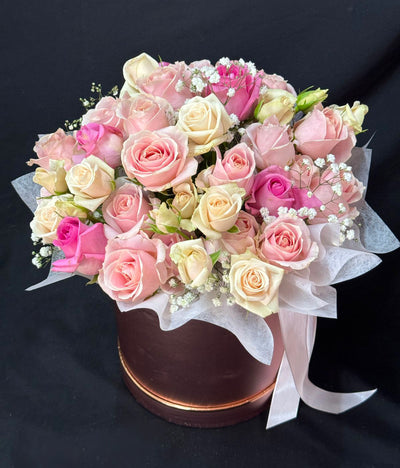 Tender-Touch-Flower-Box-pink-rose-gold-XL-box-DodoMarket-Delivery-Mauritius