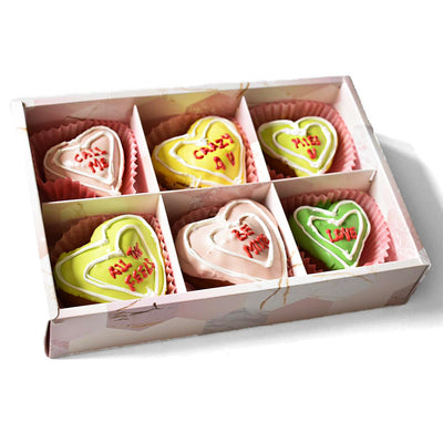 Valentines-Donuts-Gift-Box-side-DodoMarket-Delivery-Mauritius