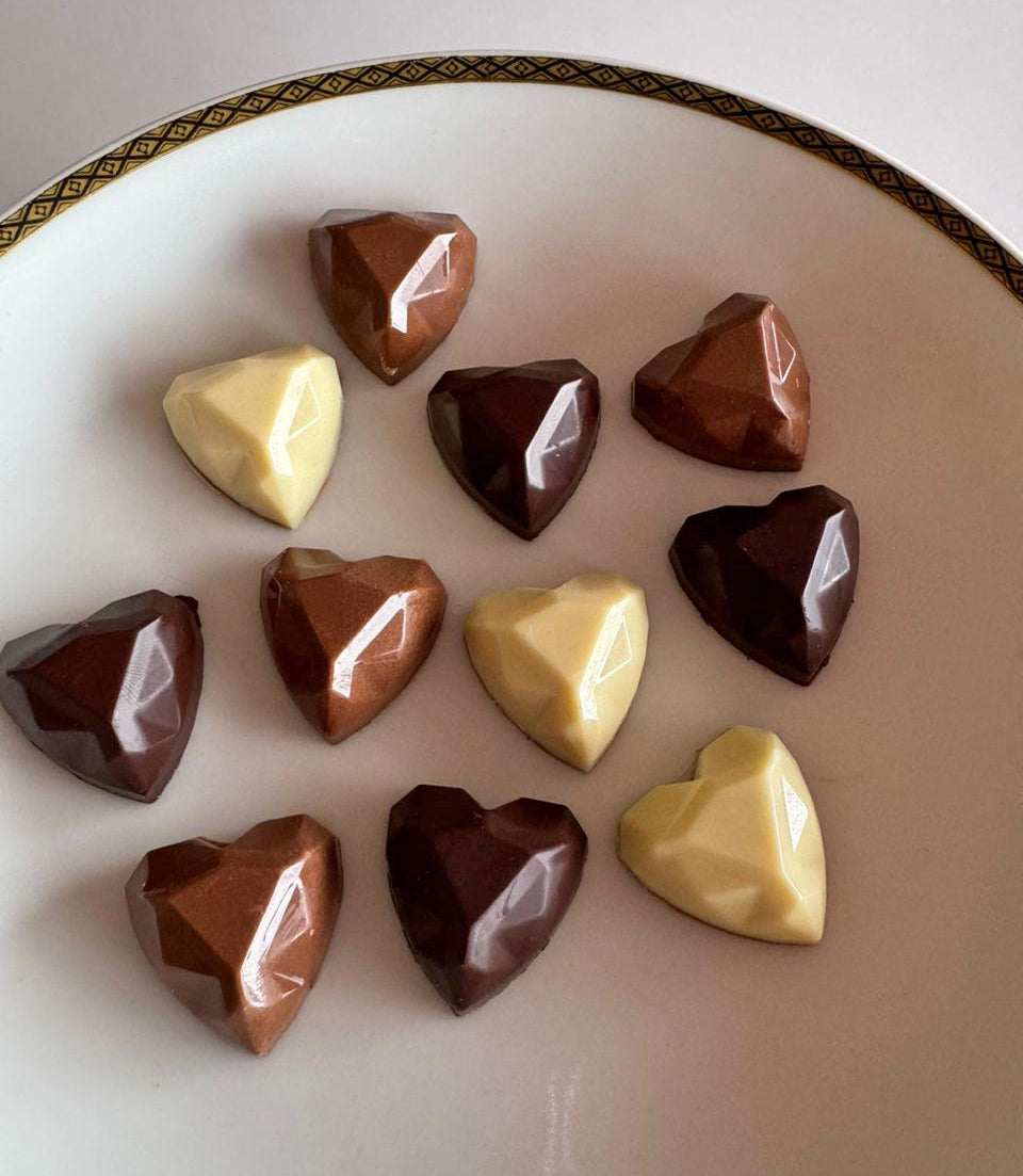 Valentines-Heart-Chocolates-DodoMarket-delivery-Mauritius